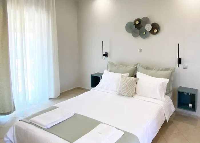 Sea & Sky By Marisa Apartman Petrohóri