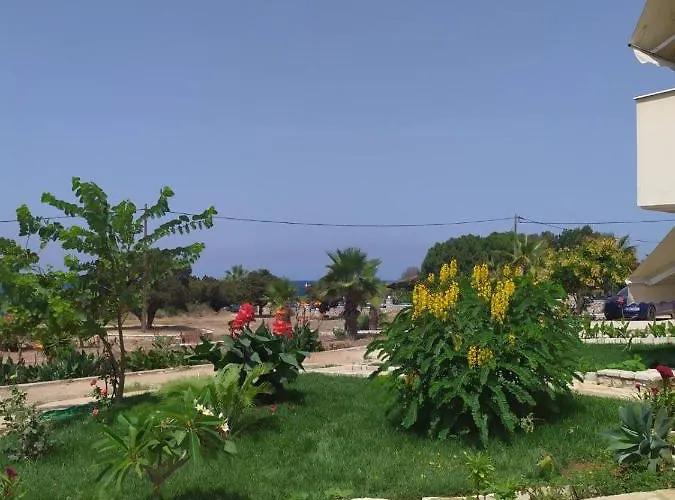 Sea & Sky By Marisa Apartman Petrohóri